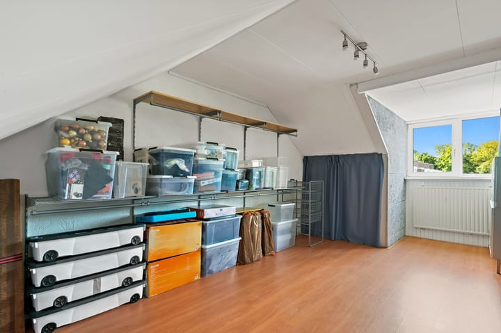 Photo 34 of Maasstraat 28