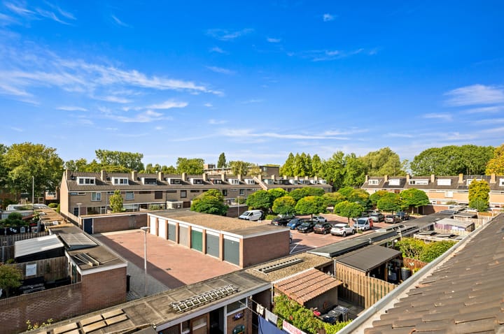 Photo 36 of Maasstraat 28