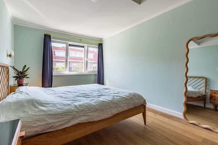 Foto 15 van Emostraat 11