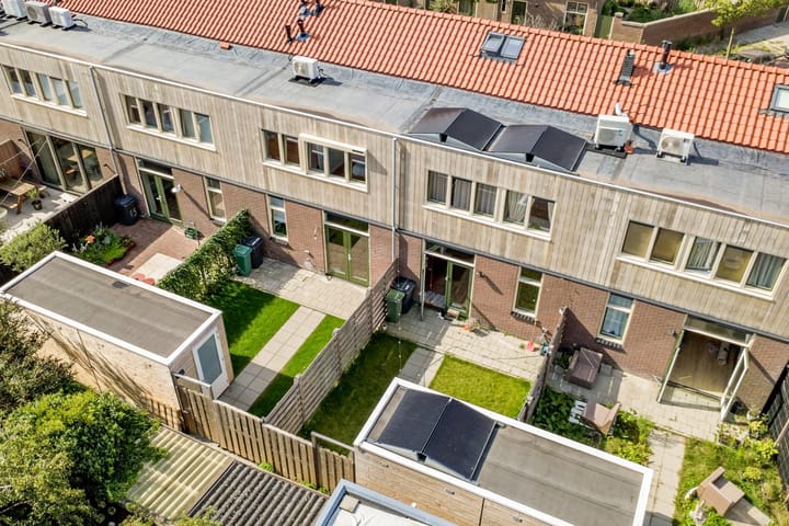 Foto 34 van Emostraat 11