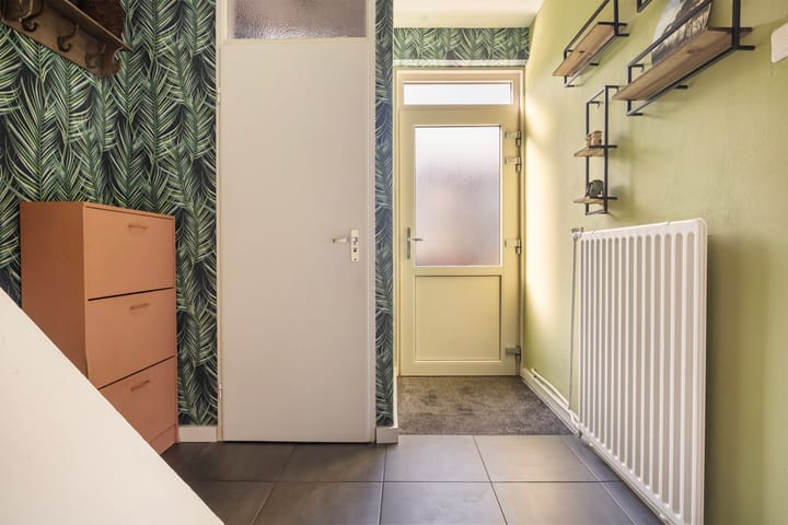 Photo 9 of de Paden 46