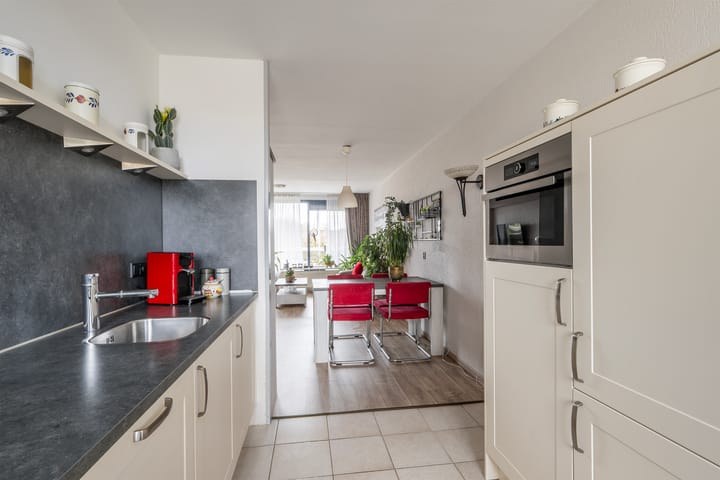 Foto 18 van Hermanus M H Coenradistraat 27