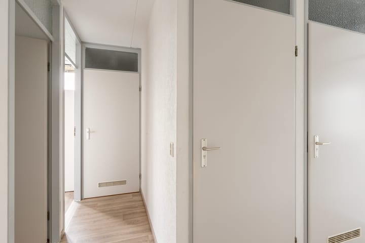 Foto 24 van Hermanus M H Coenradistraat 27