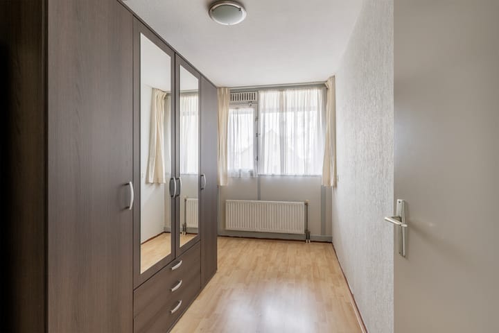 Foto 29 van Hermanus M H Coenradistraat 27