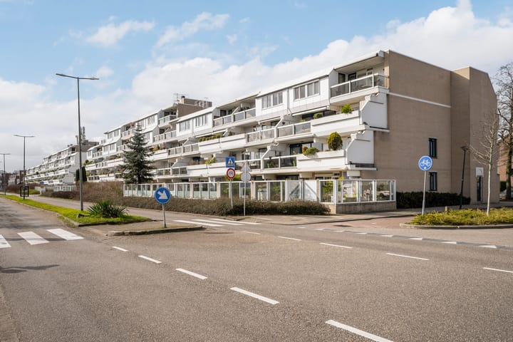 Foto 38 van Hermanus M H Coenradistraat 27