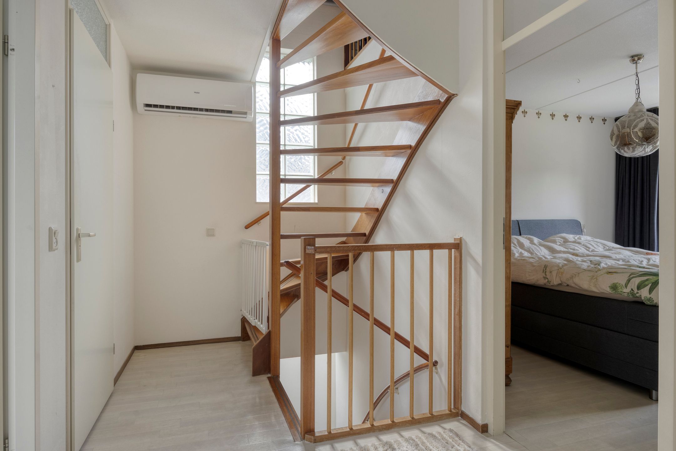 Foto 24 van van Hoornlaan 25