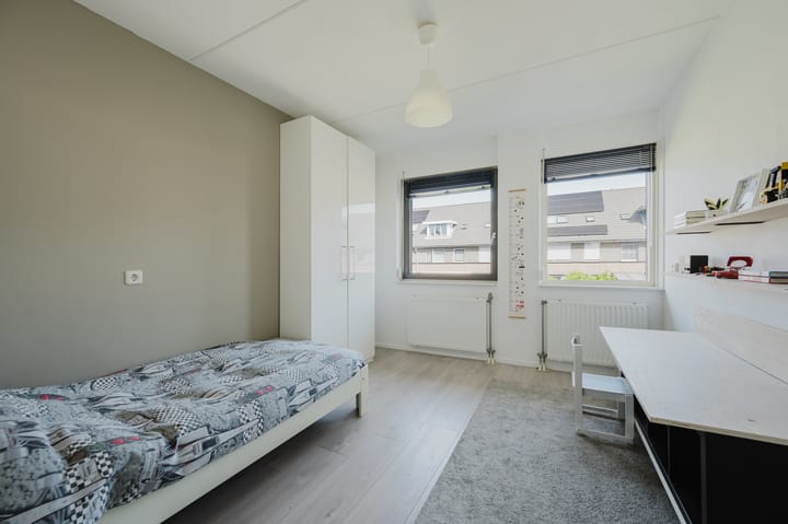 Foto 26 van Jan van Almondestraat 58