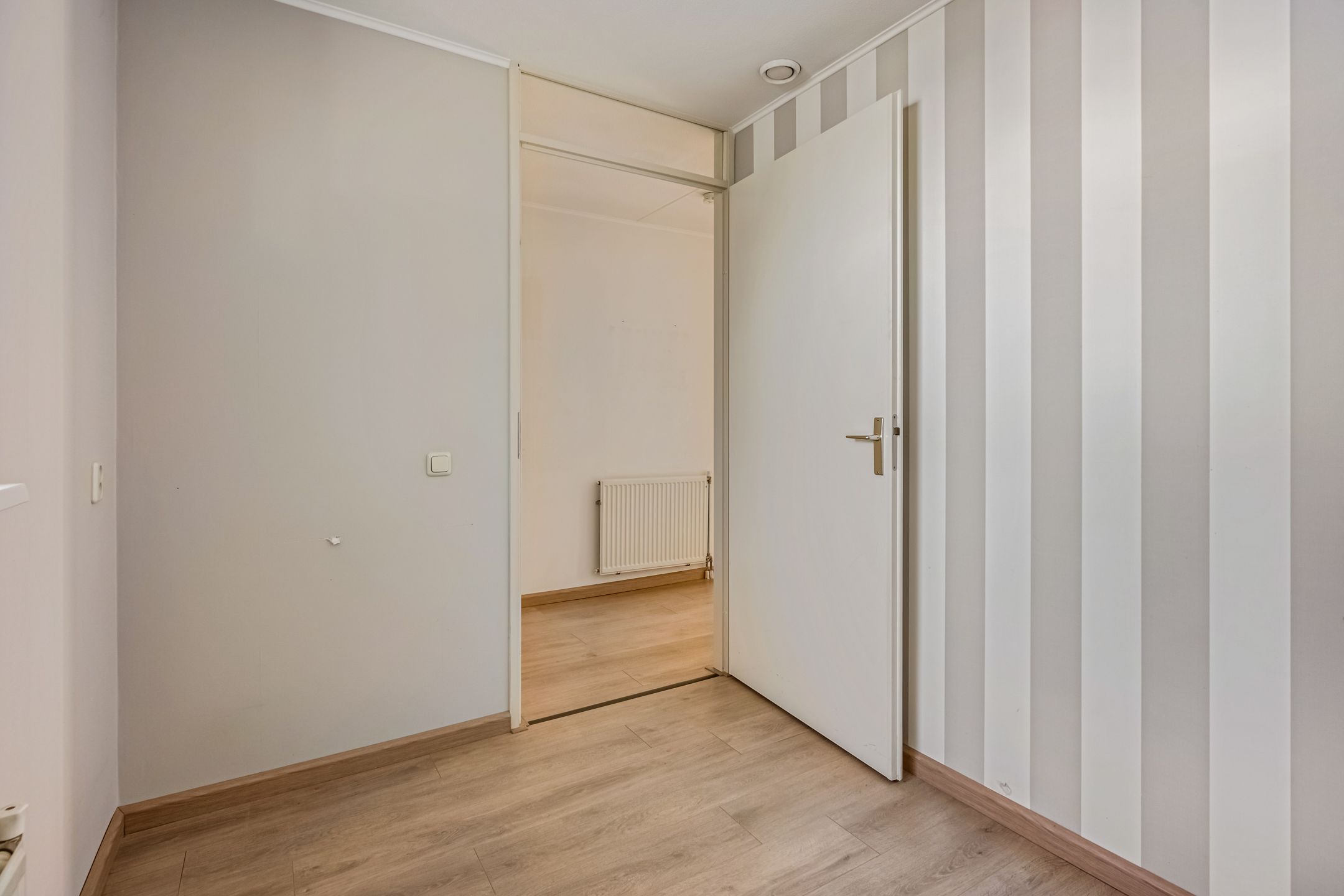 Foto 15 van Mr. Samuel van Houtenhof 24