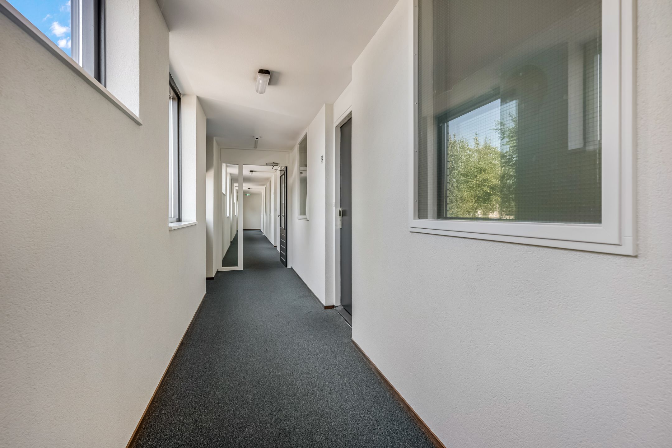 Foto 21 van Mr. Samuel van Houtenhof 24