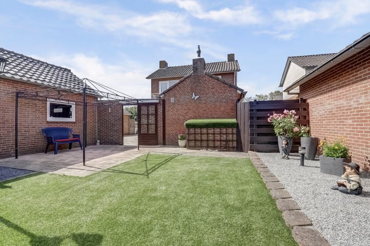 Foto 35 van Bernhardstraat 7