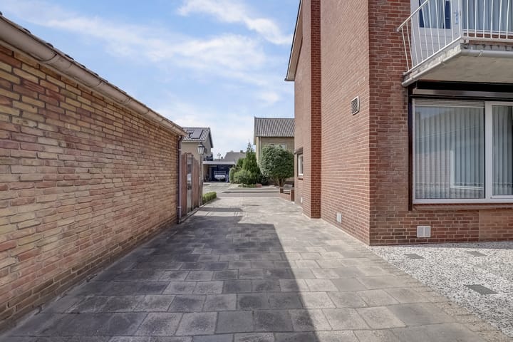 Foto 37 van Bernhardstraat 7