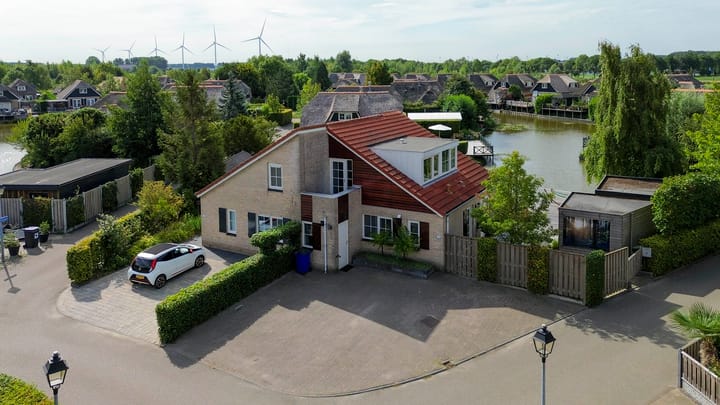 Photo 1 of Menheerseplein 15