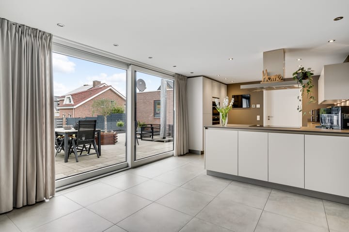 Foto 9 van Mariabergstraat 2-C