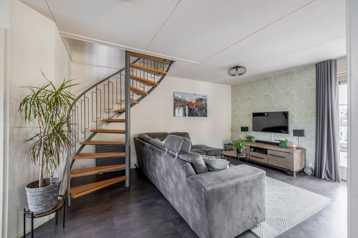 Photo 6 of Menheerseplein 15