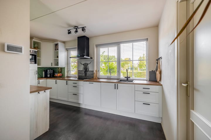 Photo 9 of Menheerseplein 15