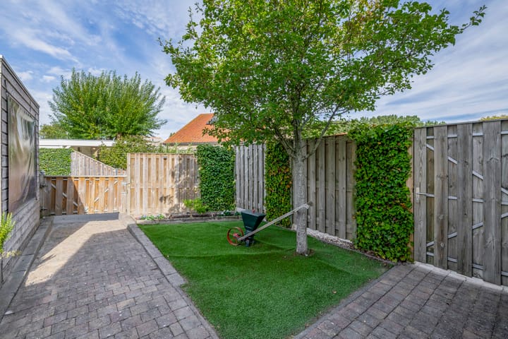 Photo 32 of Menheerseplein 15