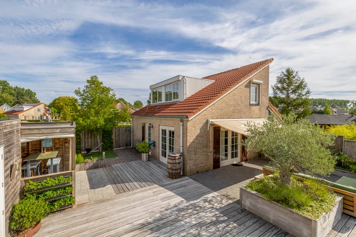 Photo 36 of Menheerseplein 15