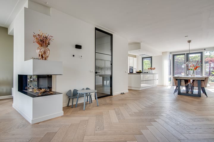 Photo 2 of Honingklaverstraat 3