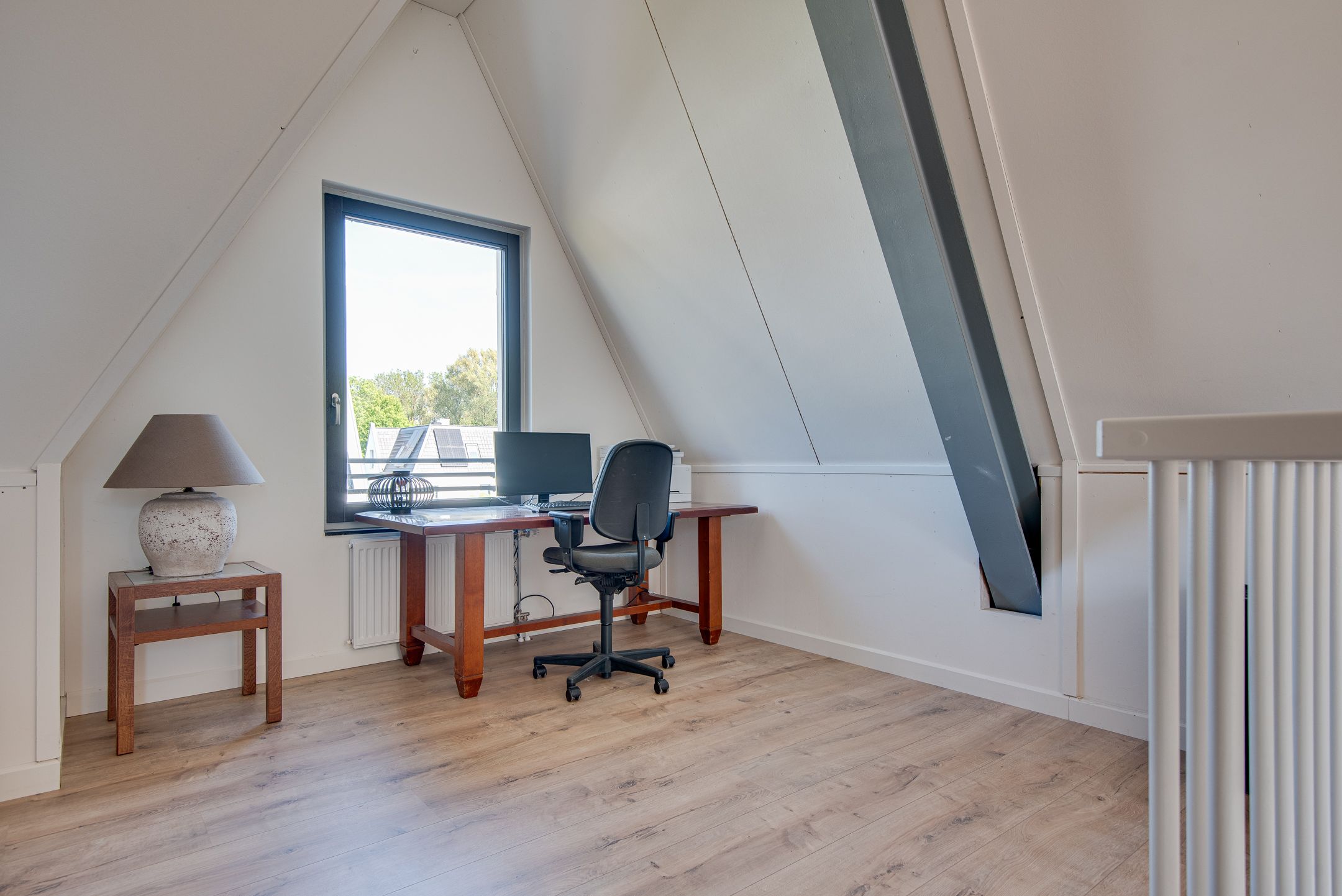 Photo 27 of Honingklaverstraat 3