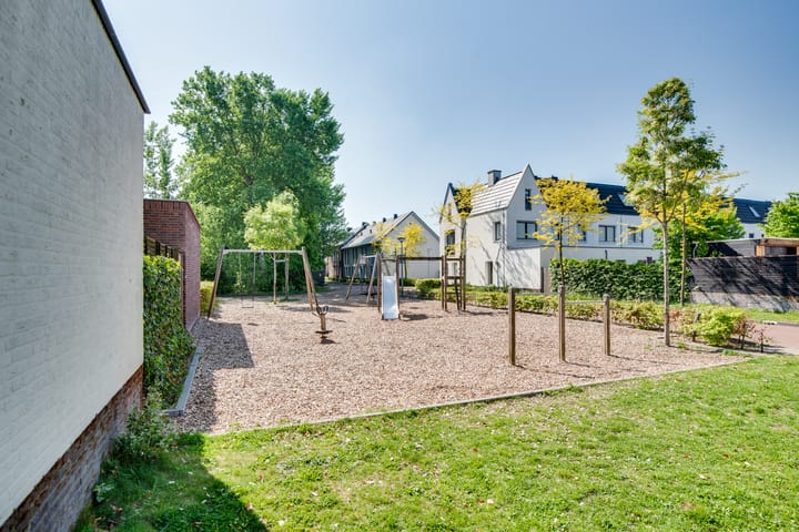 Foto 36 van Honingklaverstraat 3