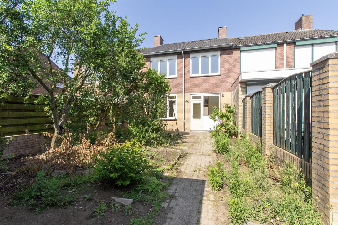 Photo 16 of Cederstraat 12