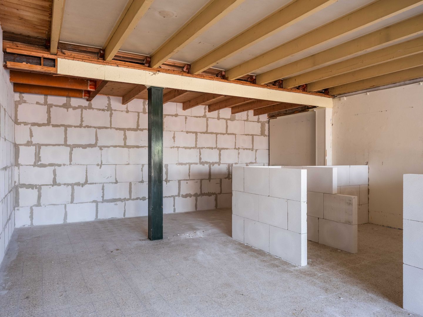 Photo 5 of Koningsweg 1-A