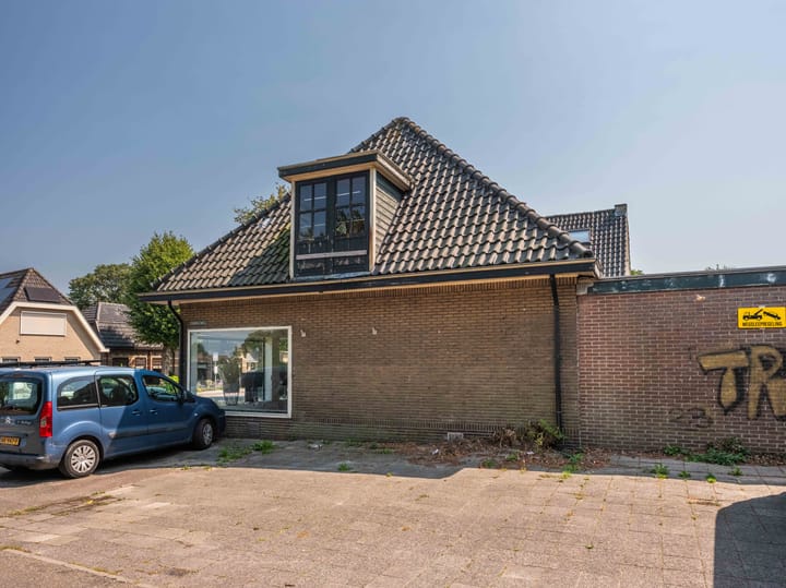 Photo 16 of Koningsweg 1-A