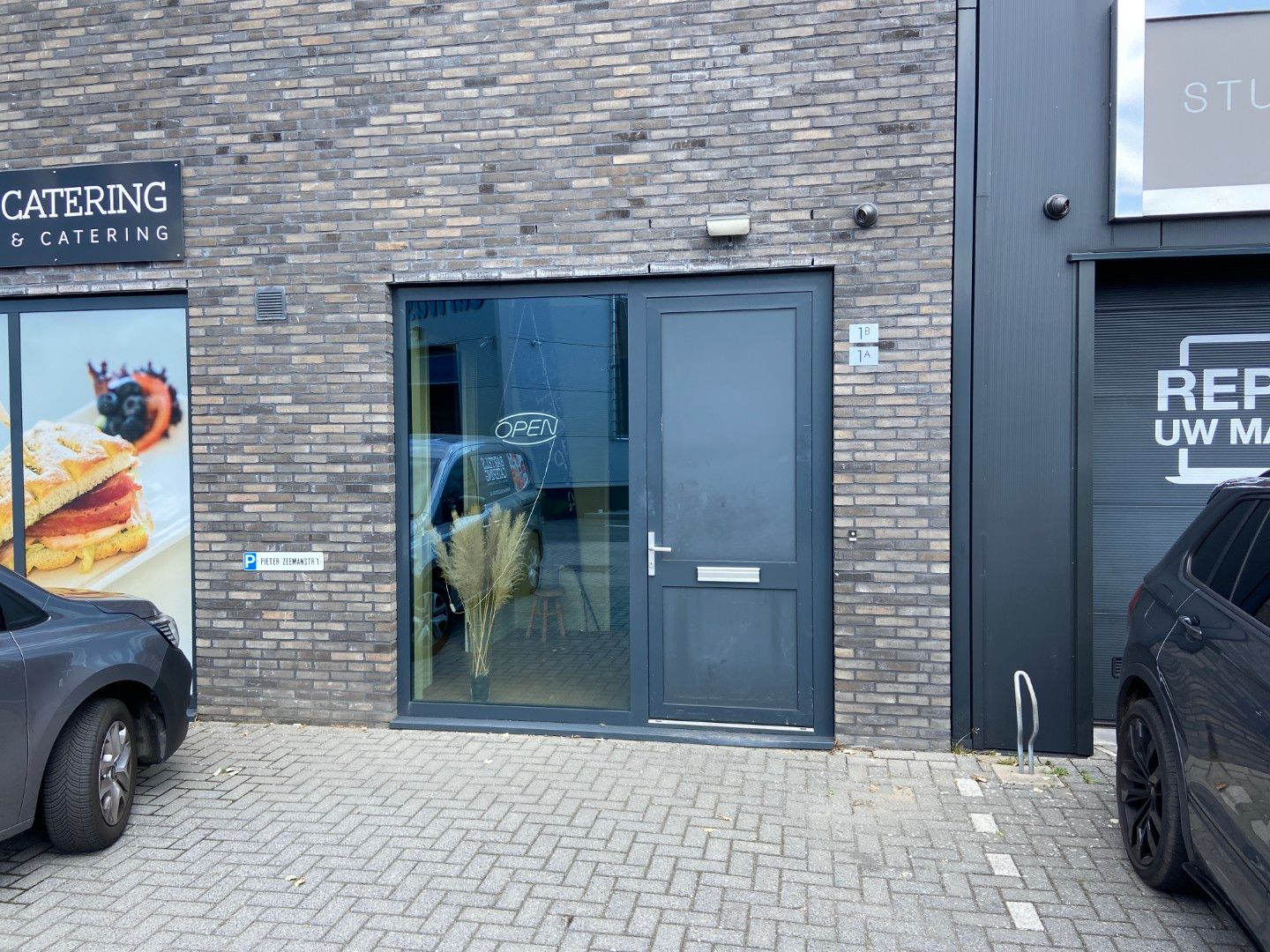 Bekijk foto 3 van Pieter Zeemanstraat 1