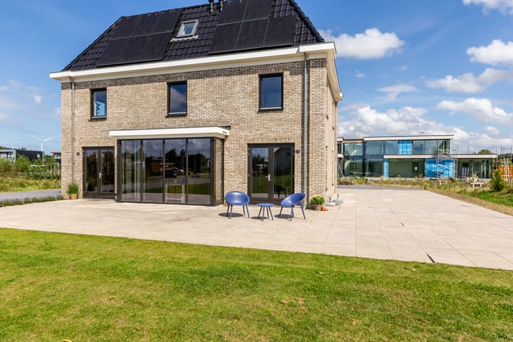 Photo 48 of Henry David Thoreaustraat 18