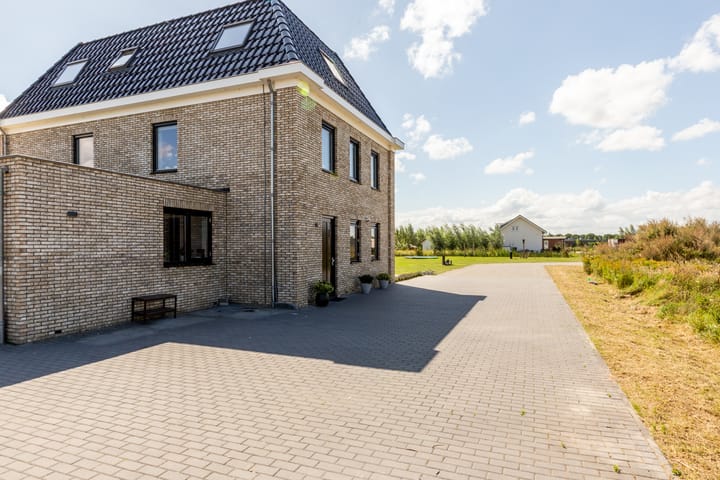 Photo 55 of Henry David Thoreaustraat 18