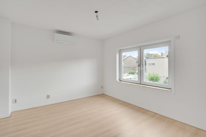 Foto 12 van Emmaweg 18