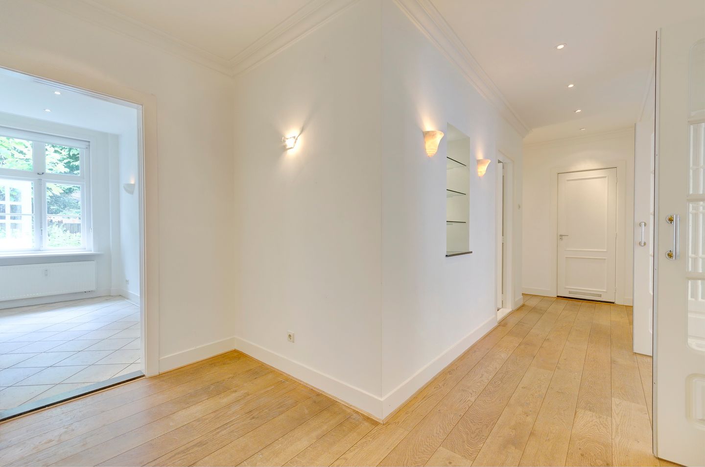 Photo 4 of Minervalaan 57-H