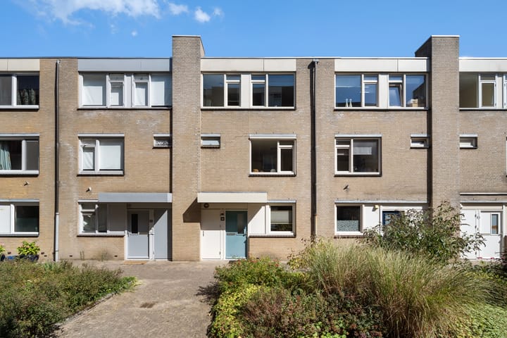 Foto 2 van Henry Moorepassage 41