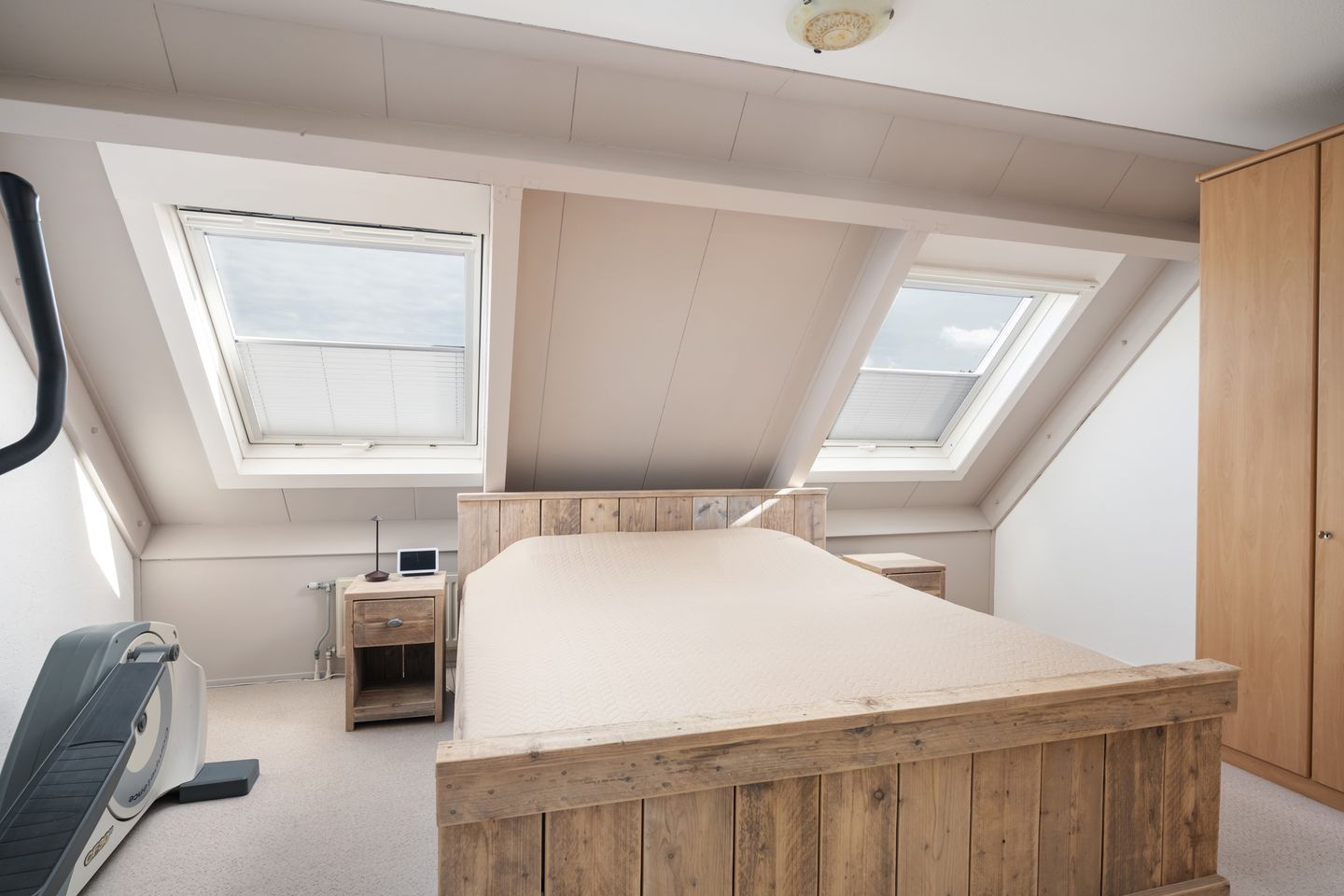 Foto 10 van Henry Moorepassage 41