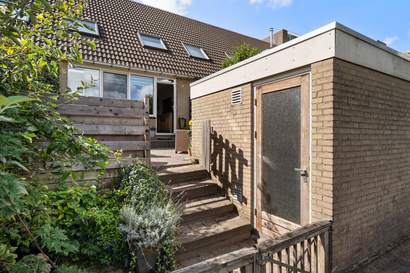 Foto 25 van Henry Moorepassage 41