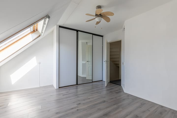 Foto 22 van Claverenbladstraat 77