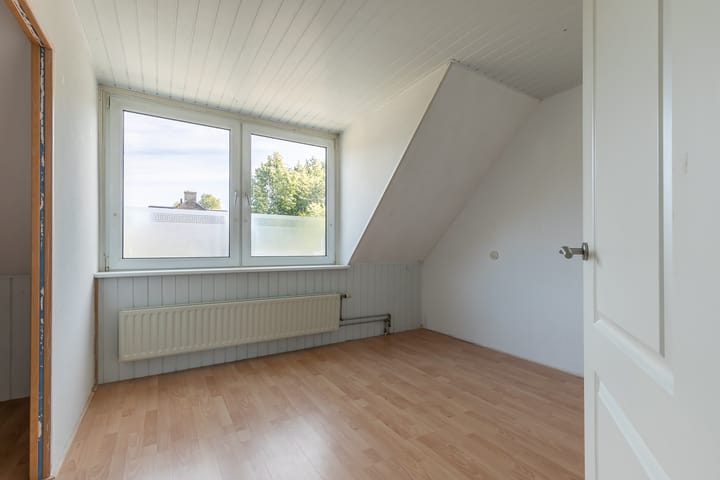 Foto 24 van Claverenbladstraat 77