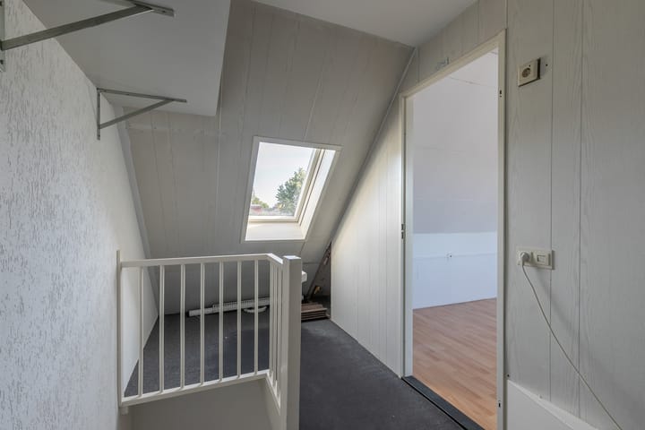 Foto 29 van Claverenbladstraat 77