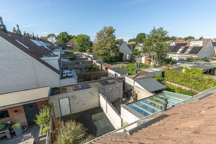 Foto 33 van Claverenbladstraat 77