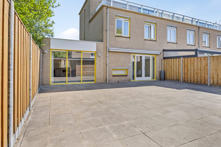 Photo 2 of Tielerwaard 119