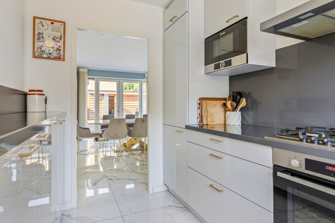 Photo 16 of Tielerwaard 119