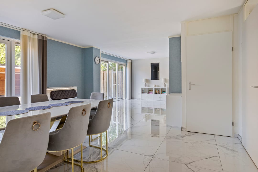 Photo 17 of Tielerwaard 119