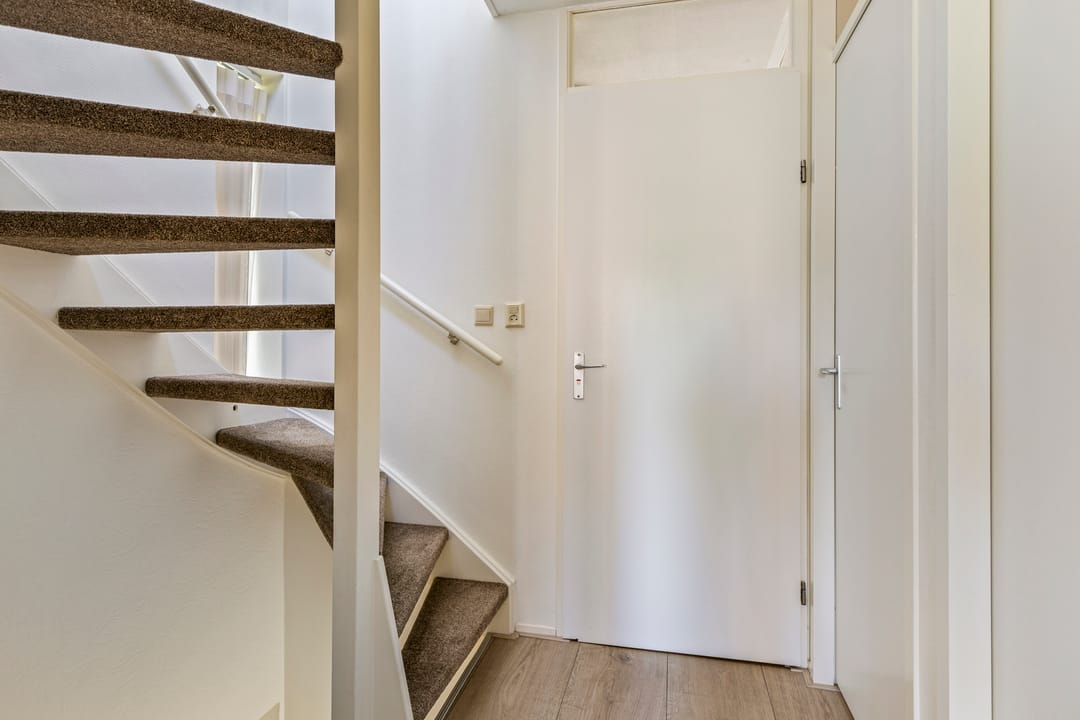 Photo 23 of Tielerwaard 119