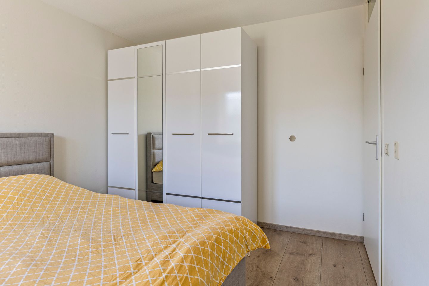 Photo 25 of Tielerwaard 119