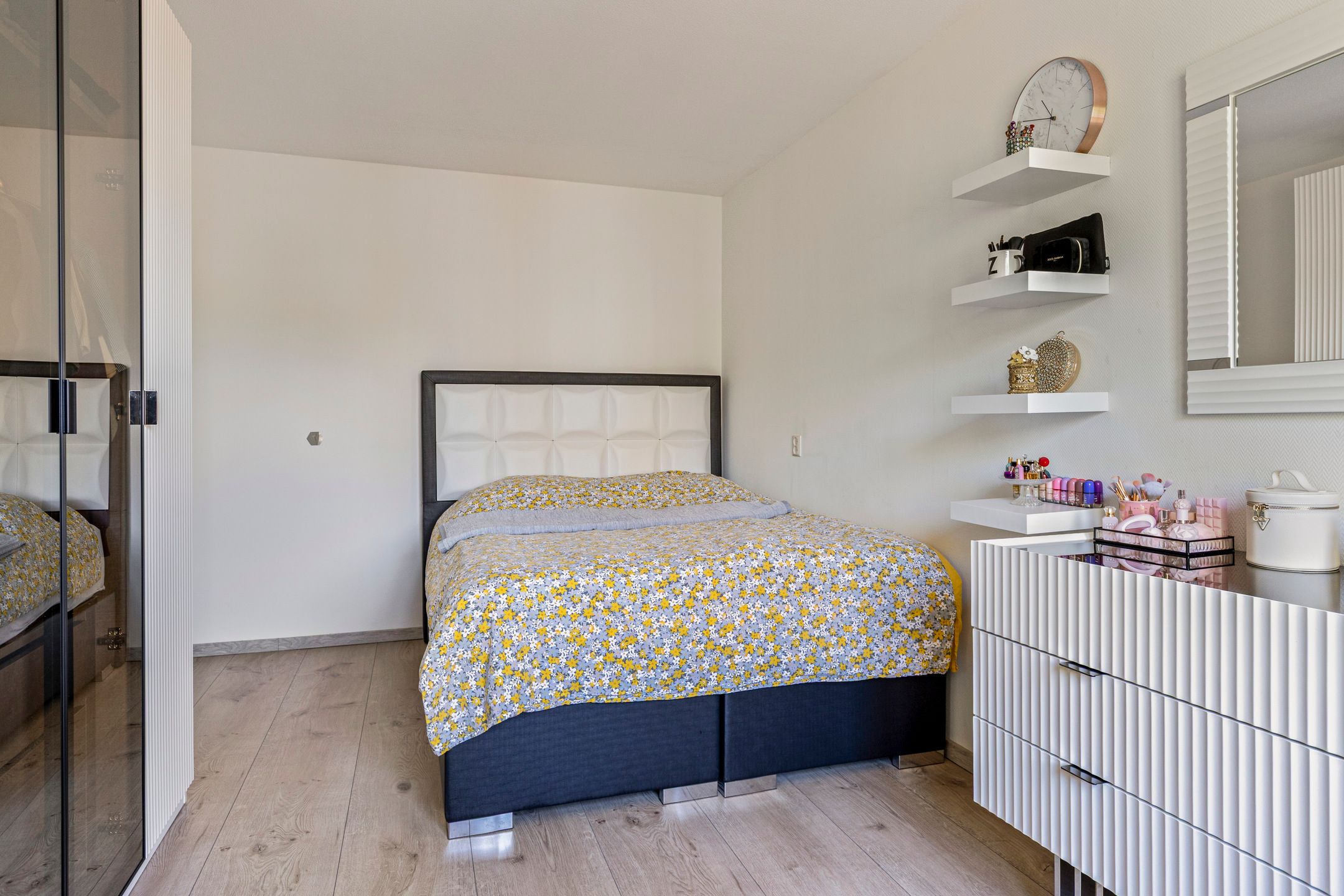 Photo 27 of Tielerwaard 119