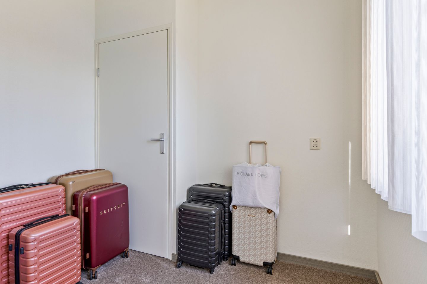 Photo 34 of Tielerwaard 119