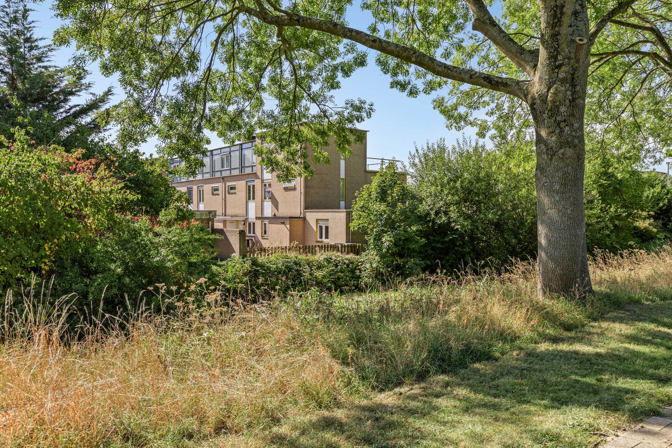 Photo 42 of Tielerwaard 119