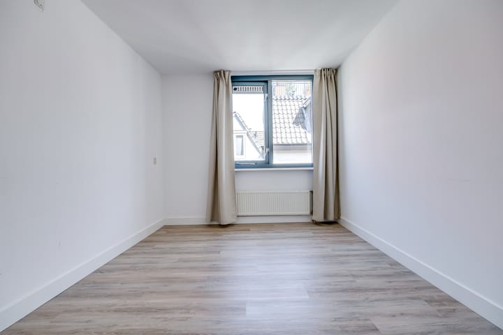 Foto 12 van Korte Lauwerstraat 30-C