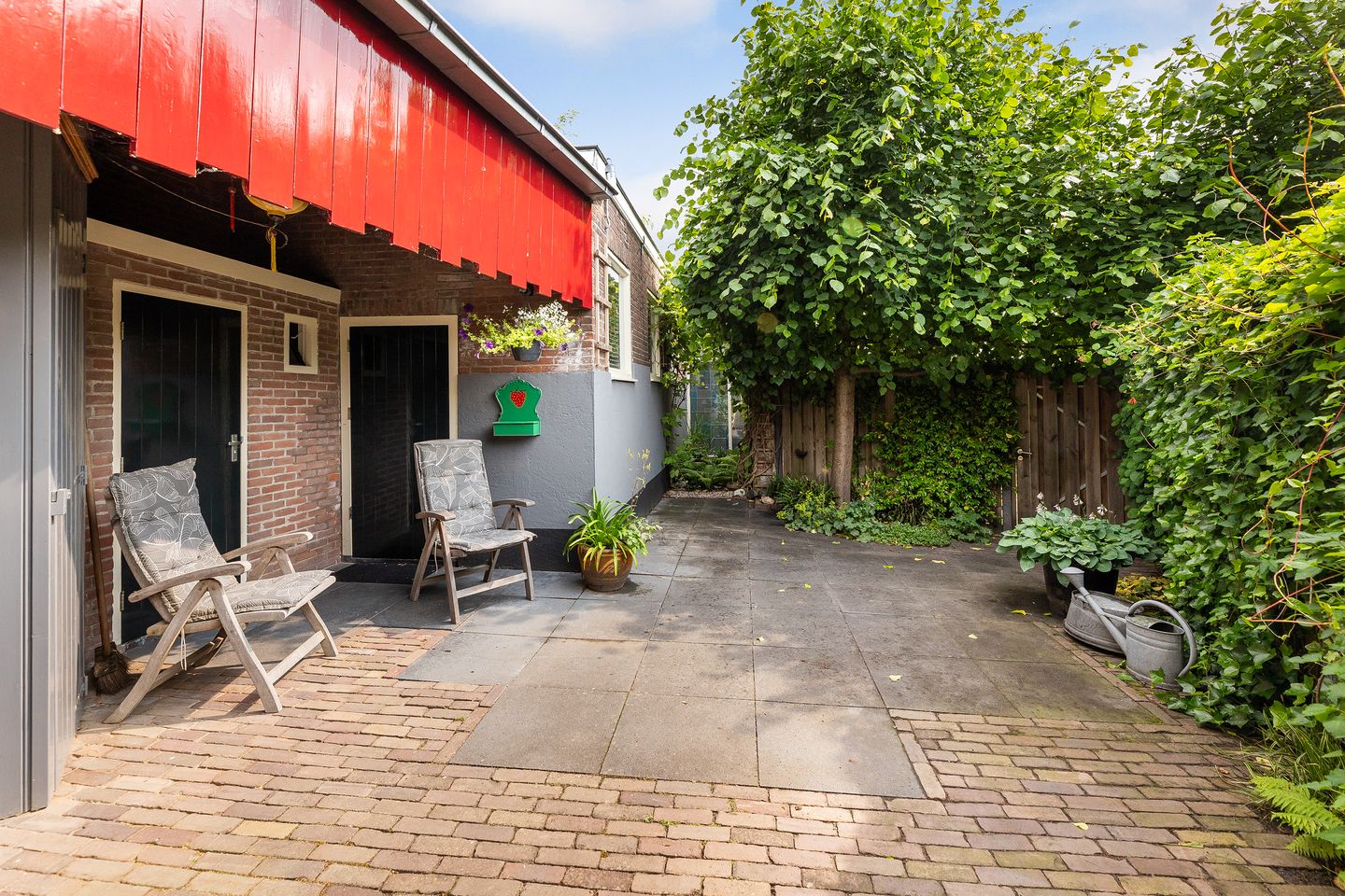 Photo 25 of Van Karnebeekstraat 91-A