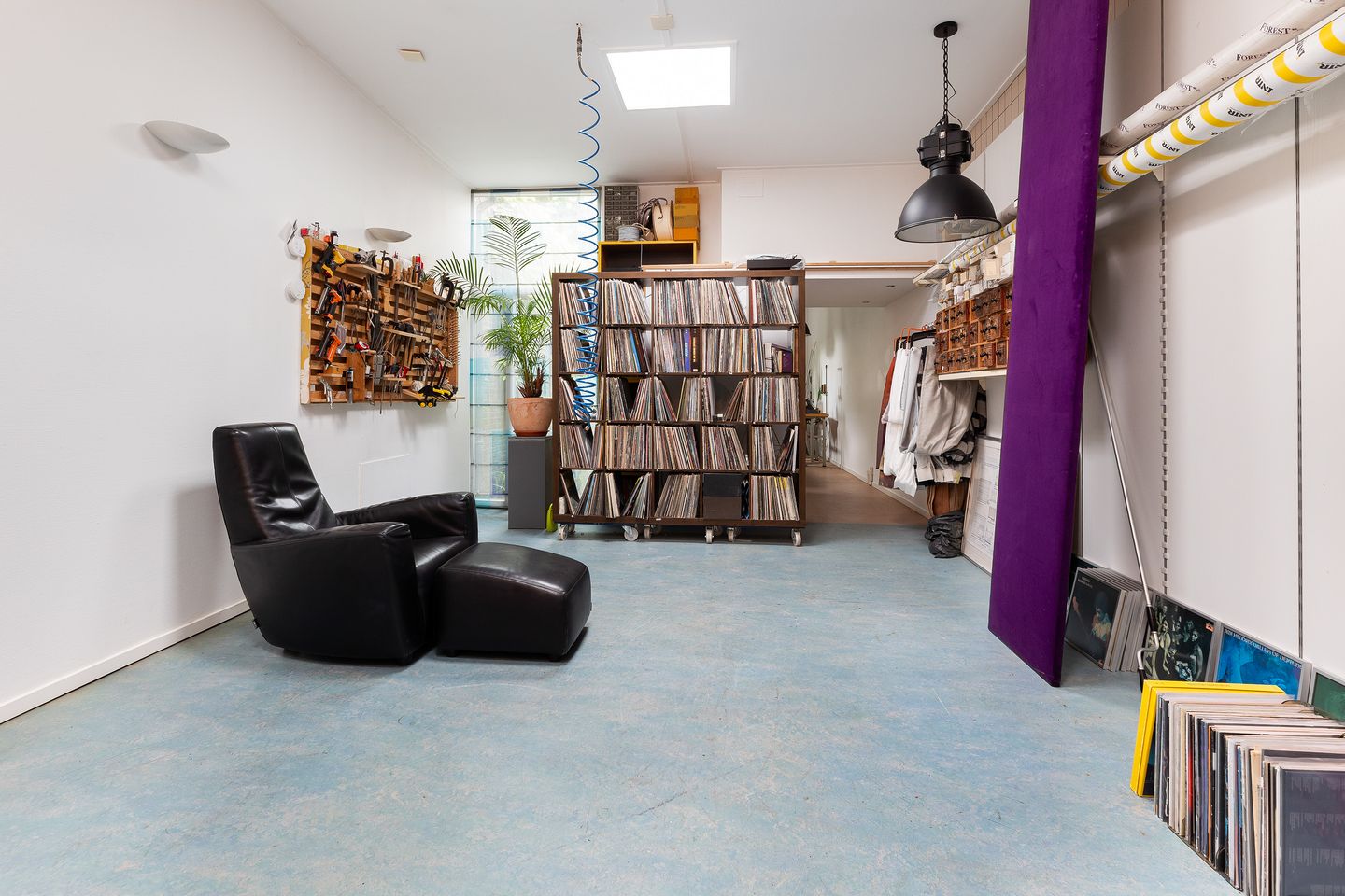 Photo 29 of Van Karnebeekstraat 91-A